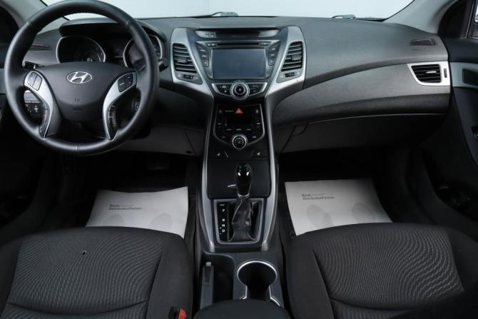 Hyundai Elantra V (MD) Рестайлинг с пробегом 2015 года, цена 1 189 000 рублей, 175500 км, седан, Автокод Объявления
