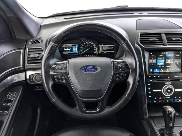 Ford Explorer V Рестайлинг с пробегом 2017 года, цена 2 610 000 рублей, 147837 км, внедорожник, Автокод Объявления