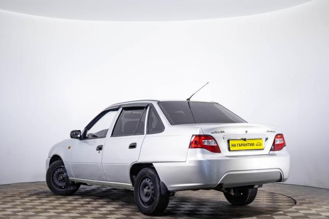 Daewoo Nexia I Рестайлинг с пробегом 2011 года, цена 259 000 рублей, 161600 км, седан, Автокод Объявления