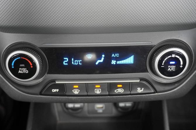 Hyundai Creta I Рестайлинг с пробегом 2021 года, цена 1 889 000 рублей, 122474 км, внедорожник, Автокод Объявления