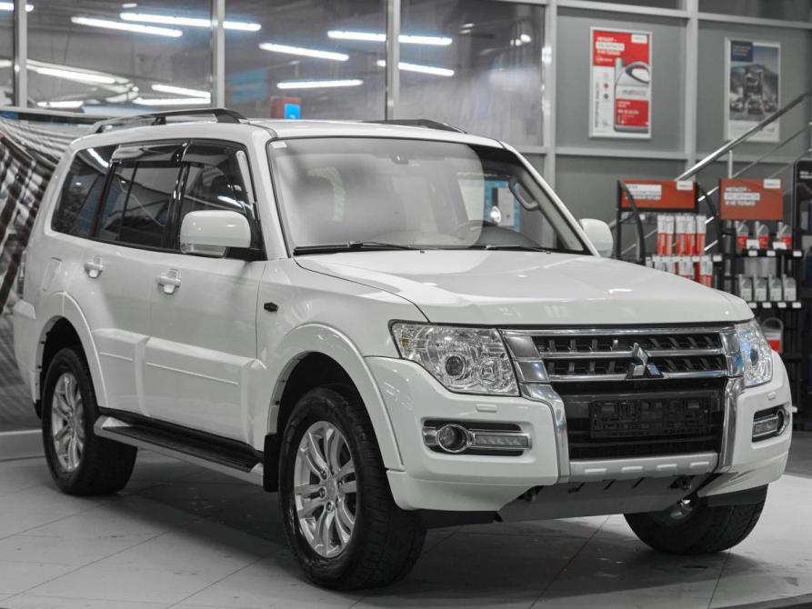 Mitsubishi Pajero IV Рестайлинг 2 Москва  - изображение 3