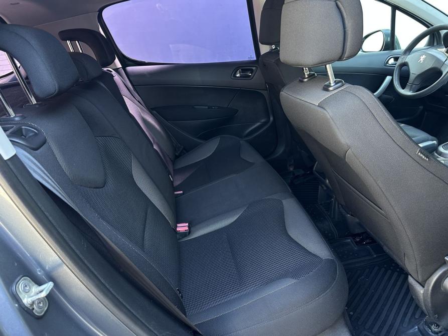 Peugeot 308 I Москва  - изображение 14