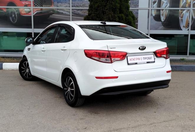 Kia Rio III Рестайлинг с пробегом 2016 года, цена 1 247 000 рублей, 98212 км, седан, Автокод Объявления