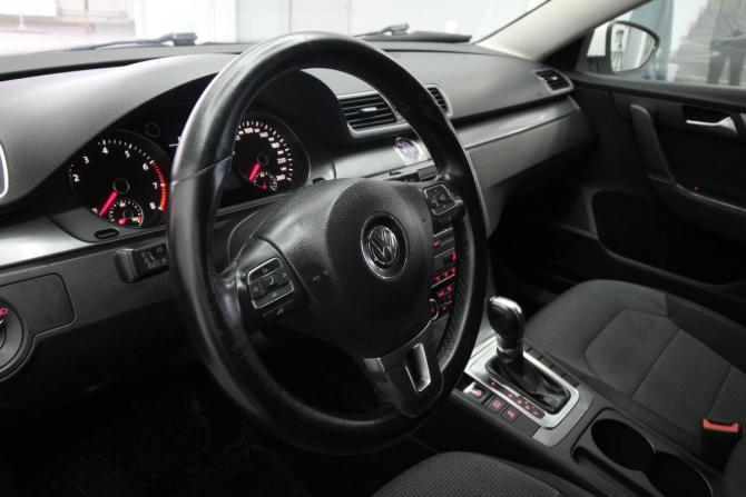 Volkswagen Passat B7 с пробегом 2011 года, цена 920 000 рублей, 260000 км, седан, Автокод Объявления