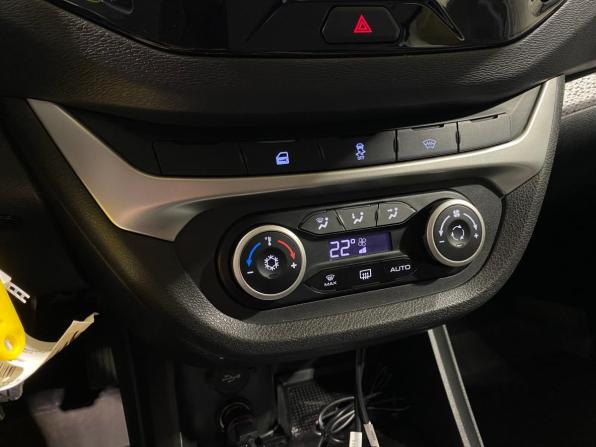 Lada (ВАЗ) Vesta I с пробегом 2021 года, цена 1 349 000 рублей, 72821 км, универсал, Автокод Объявления