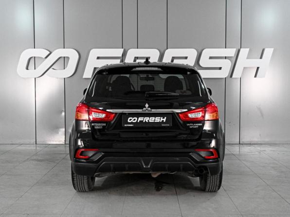 Mitsubishi Outlander Sport I Рестайлинг 2 с пробегом 2018 года, цена 1 579 000 рублей, 206519 км, внедорожник, Автокод Объявления