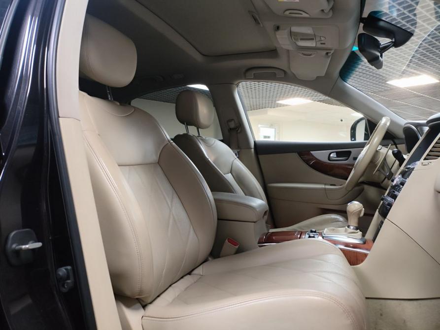 Infiniti QX70 Москва  - изображение 12