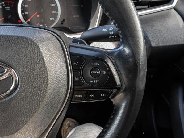 Toyota Corolla XII (E210) с пробегом 2018 года, цена 1 620 000 рублей, 133383 км, хэтчбек, Автокод Объявления