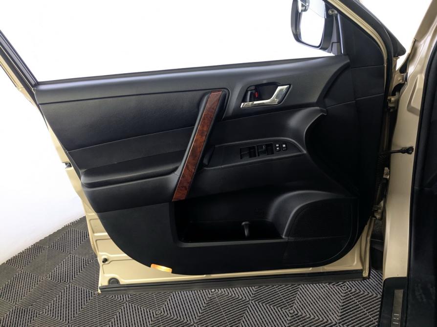 Toyota Highlander II (XU40) Рестайлинг Москва  - изображение 22