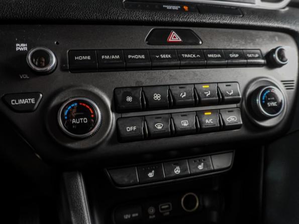 Kia Sportage IV с пробегом 2018 года, цена 2 099 000 рублей, 104536 км, внедорожник, Автокод Объявления