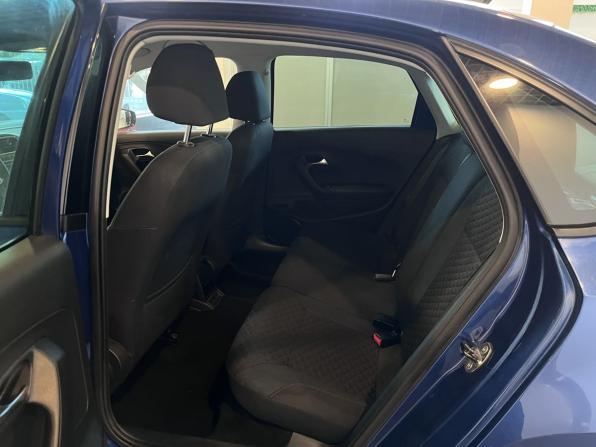 Volkswagen Polo V Рестайлинг с пробегом 2019 года, цена 1 365 000 рублей, 141471 км, седан, Автокод Объявления