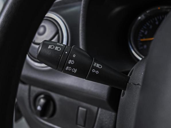 Renault Logan II Рестайлинг с пробегом 2021 года, цена 899 000 рублей, 72188 км, седан, Автокод Объявления