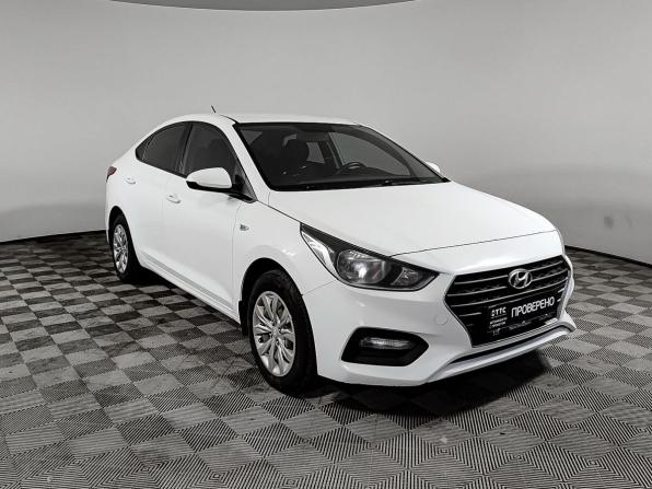 Hyundai Solaris II с пробегом 2017 года, цена 1 200 000 рублей, 192853 км, седан, Автокод Объявления