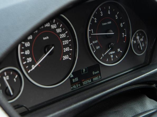 BMW 3 серии VI (F3x) Рестайлинг с пробегом 2016 года, цена 2 568 000 рублей, 103716 км, седан, Автокод Объявления
