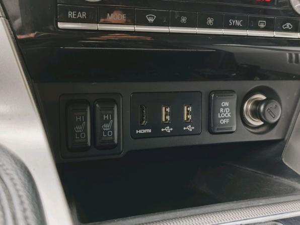 Mitsubishi Pajero Sport III Рестайлинг с пробегом 2021 года, цена 2 999 000 рублей, 255322 км, внедорожник, Автокод Объявления