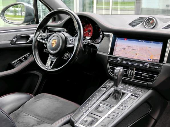 Porsche Macan I Рестайлинг с пробегом 2020 года, цена 4 750 000 рублей, 142980 км, внедорожник, Автокод Объявления