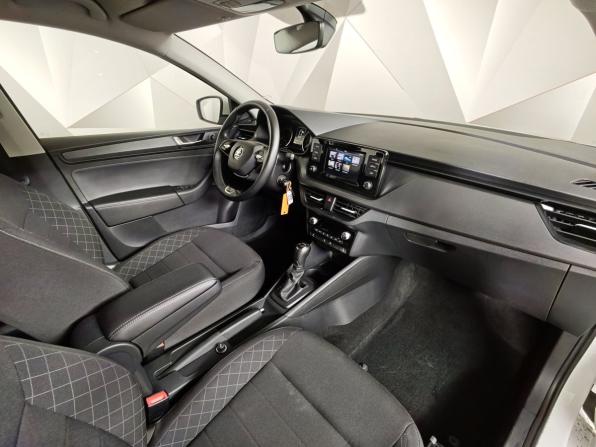 Skoda Rapid II с пробегом 2021 года, цена 1 680 000 рублей, 77553 км, лифтбек, Автокод Объявления
