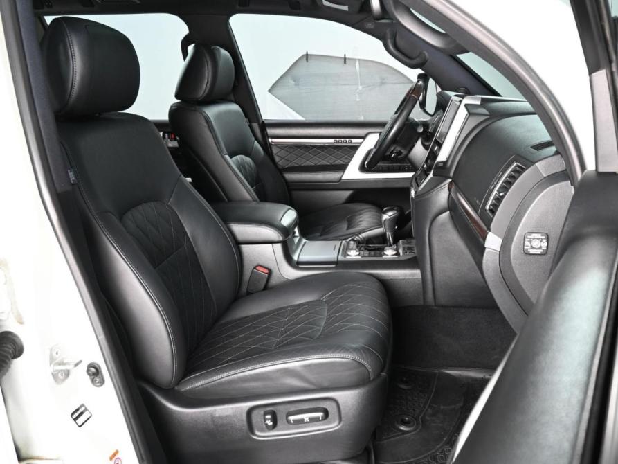 Toyota Land Cruiser 200 Series Рестайлинг 2 Ростов-на-Дону  - изображение 8