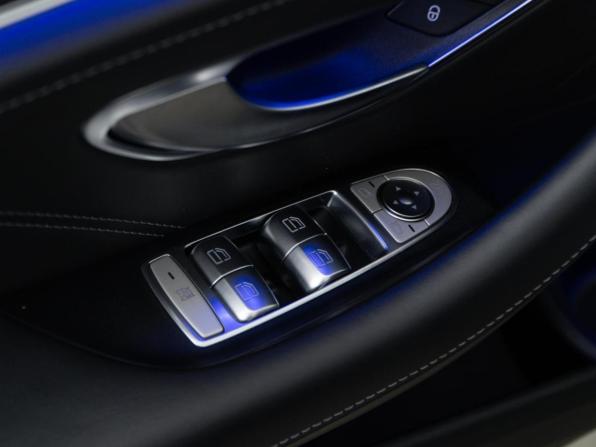 Mercedes-Benz E-Класс AMG V (W213) Рестайлинг с пробегом 2021 года, цена 11 897 999 рублей, 25754 км, седан, Автокод Объявления