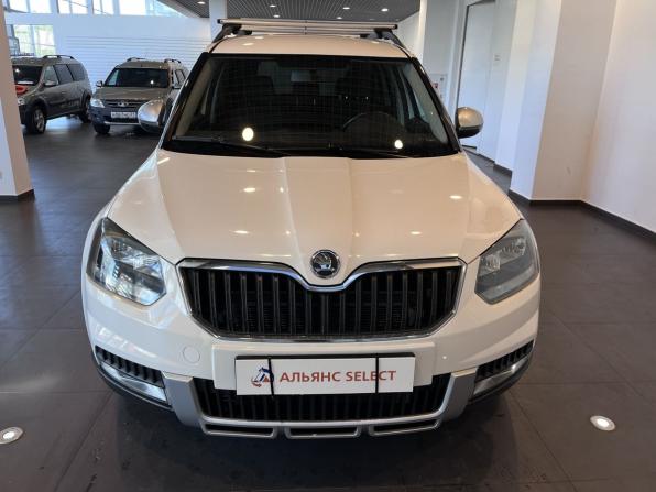 Skoda Yeti I Рестайлинг с пробегом 2014 года, цена 1 095 000 рублей, 180872 км, внедорожник, Автокод Объявления