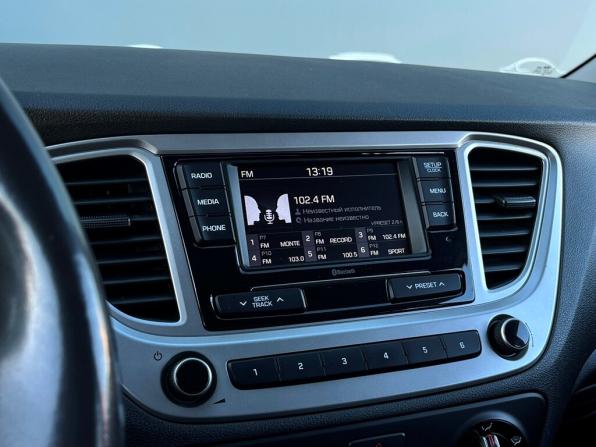 Hyundai Solaris II с пробегом 2019 года, цена 1 329 800 рублей, 101649 км, седан, Автокод Объявления