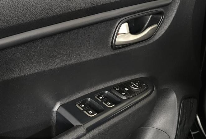 Kia Rio IV с пробегом 2019 года, цена 1 335 000 рублей, 72936 км, седан, Автокод Объявления