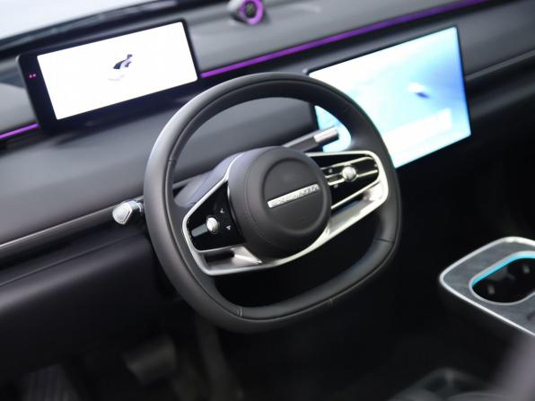 Exeed Exlantix ET с пробегом 2025 года, цена 5 390 000 рублей, 6396 км, внедорожник, Автокод Объявления