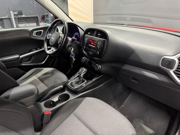 Kia Soul III с пробегом 2019 года, цена 1 639 000 рублей, 100000 км, хэтчбек, Автокод Объявления