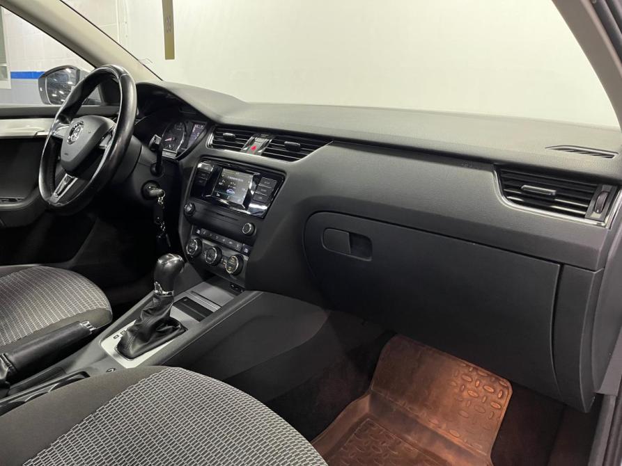 Skoda Octavia III (A7) Санкт-Петербург  - изображение 19