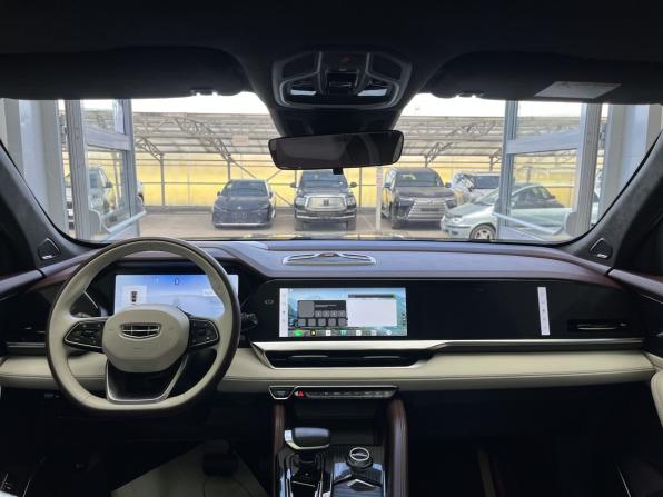 Geely Monjaro I с пробегом 2022 года, цена 3 050 000 рублей, 35641 км, внедорожник, Автокод Объявления