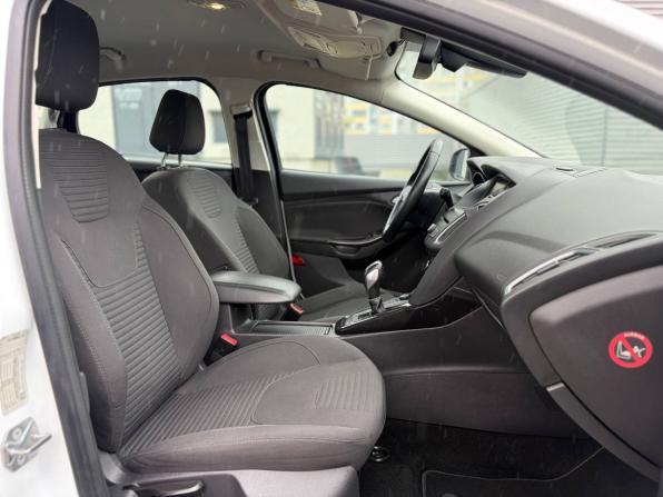 Ford Focus III Рестайлинг с пробегом 2016 года, цена 920 000 рублей, 215555 км, седан, Автокод Объявления