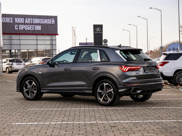 Audi Q3 II (F3) с пробегом 2024 года, цена 3 195 000 рублей, 11000 км, внедорожник, Автокод Объявления