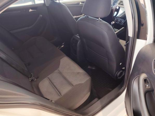 Volkswagen Jetta VI с пробегом 2014 года, цена 980 000 рублей, 110613 км, седан, Автокод Объявления