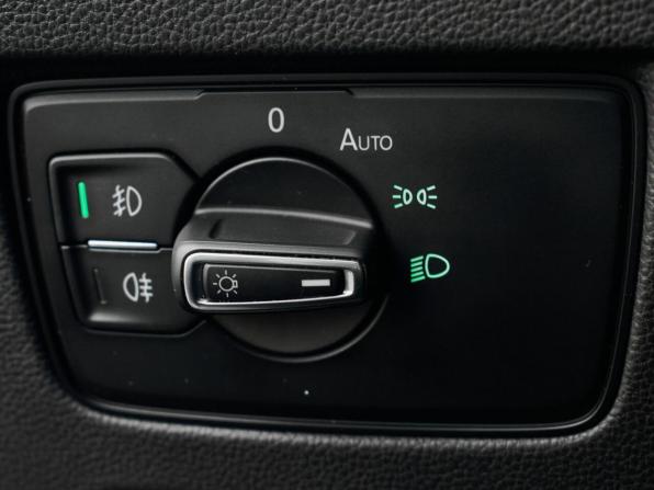 Volkswagen Passat B8 с пробегом 2019 года, цена 2 200 000 рублей, 71191 км, седан, Автокод Объявления