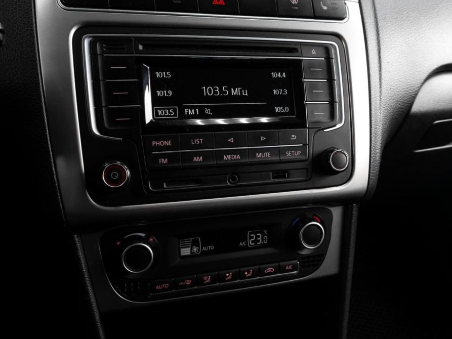 Volkswagen Polo V Рестайлинг Тюмень  - изображение 16