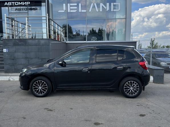 Renault Sandero II с пробегом 2015 года, цена 600 000 рублей, 176234 км, хэтчбек, Автокод Объявления