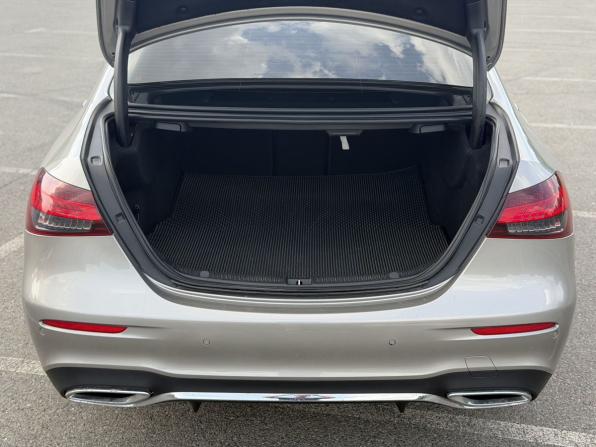 Mercedes-Benz E-Класс V (W213 S213 C238) Рестайлинг с пробегом 2021 года, цена 5 050 000 рублей, 56650 км, седан, Автокод Объявления