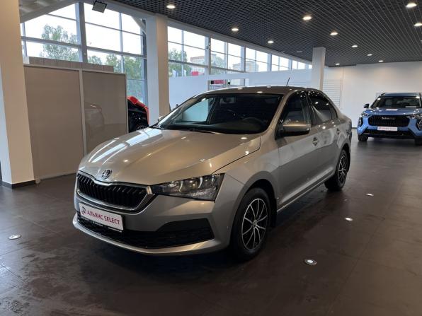 Skoda Rapid II с пробегом 2021 года, цена 1 699 000 рублей, 87407 км, лифтбек, Автокод Объявления