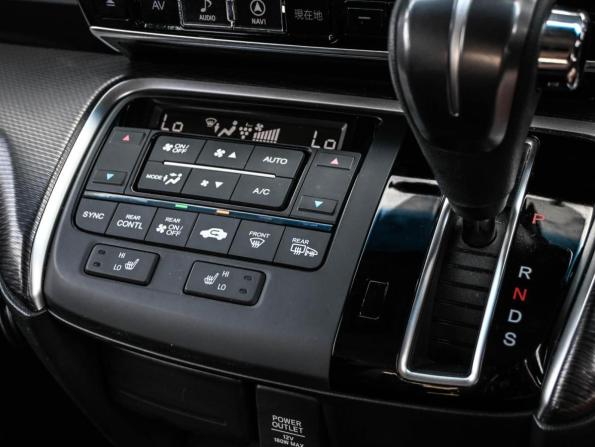 Honda Stepwgn V Рестайлинг с пробегом 2021 года, цена 2 649 000 рублей, 57148 км, минивэн, Автокод Объявления