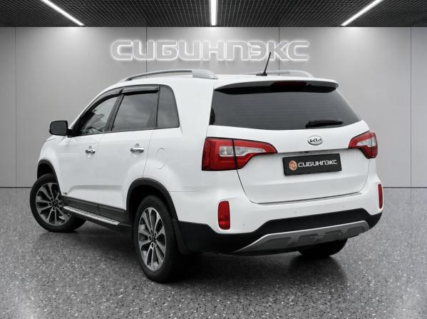 Kia Sorento II Рестайлинг с пробегом 2014 года, цена 1 699 000 рублей, 235794 км, внедорожник, Автокод Объявления