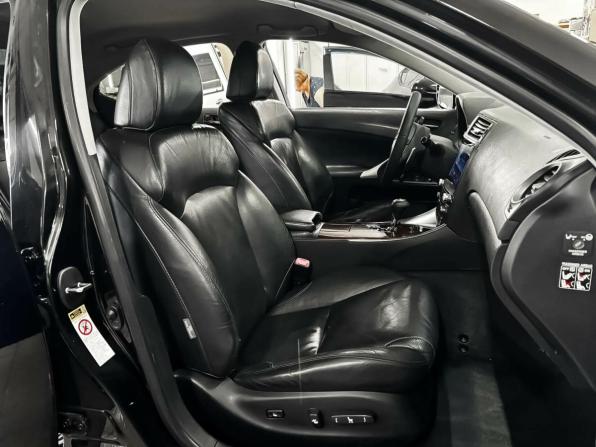 Lexus IS II с пробегом 2006 года, цена 1 129 000 рублей, 259354 км, седан, Автокод Объявления