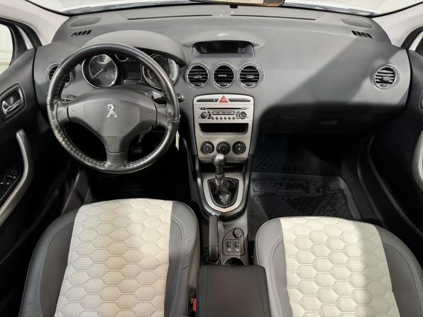 Peugeot 408 I с пробегом 2012 года, цена 629 800 рублей, 127000 км, седан, Автокод Объявления