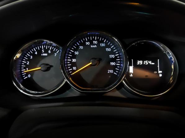 Renault Logan II Рестайлинг с пробегом 2022 года, цена 1 250 000 рублей, 39150 км, седан, Автокод Объявления