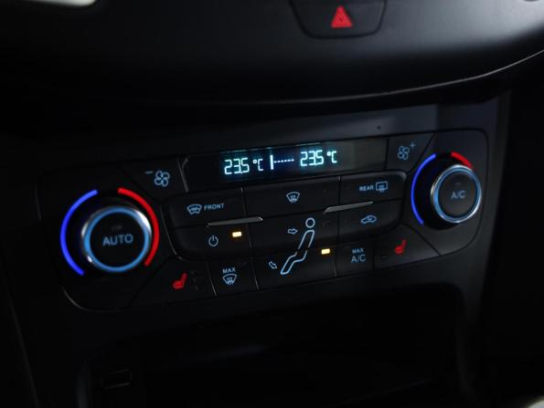 Ford Focus III Рестайлинг с пробегом 2019 года, цена 1 349 000 рублей, 83185 км, хэтчбек, Автокод Объявления