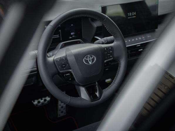 Toyota Camry IX (XV80) China Market с пробегом 2025 года, цена 4 700 000 рублей, 50 км, седан, Автокод Объявления
