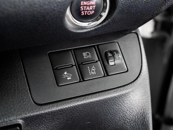 Toyota Sienta I Рестайлинг 2 с пробегом 2015 года, цена 1 149 500 рублей, 169168 км, компактвэн, Автокод Объявления
