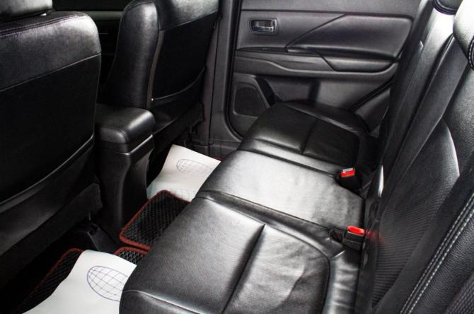 Mitsubishi Outlander III с пробегом 2013 года, цена 1 399 000 рублей, 209000 км, внедорожник, Автокод Объявления