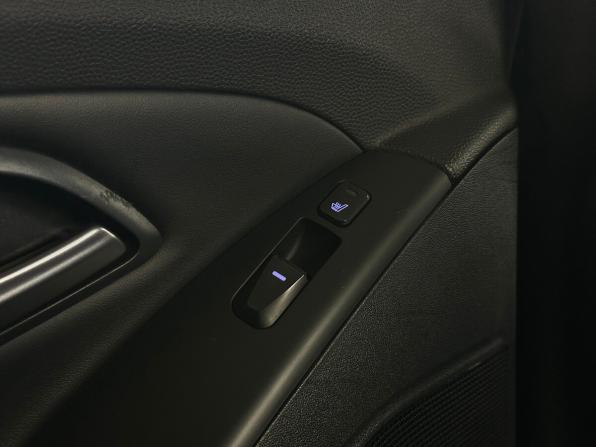 Hyundai ix35 I Рестайлинг с пробегом 2014 года, цена 1 230 000 рублей, 188103 км, внедорожник, Автокод Объявления