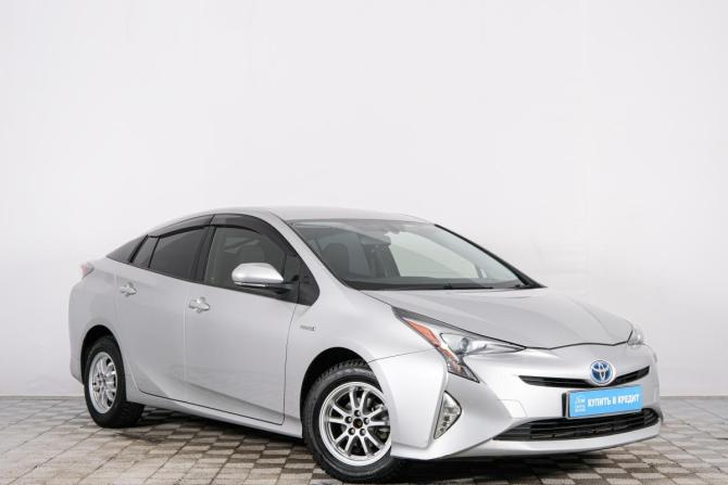 Toyota Prius IV (XW50) с пробегом 2018 года, цена 1 699 000 рублей, 171700 км, лифтбек, Автокод Объявления