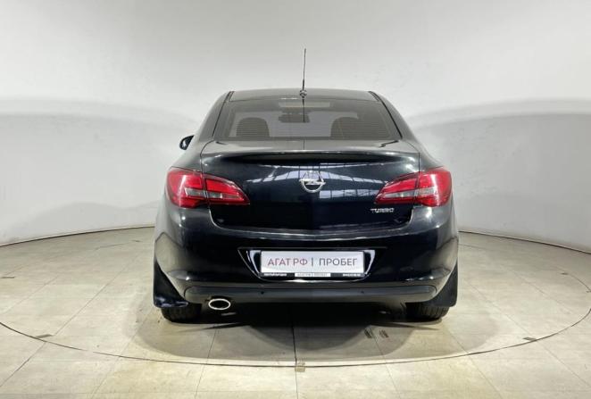 Opel Astra J Рестайлинг с пробегом 2013 года, цена 985 000 рублей, 173352 км, седан, Автокод Объявления